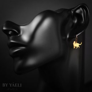 Cat earrings, gold cat dangle earrings image 9