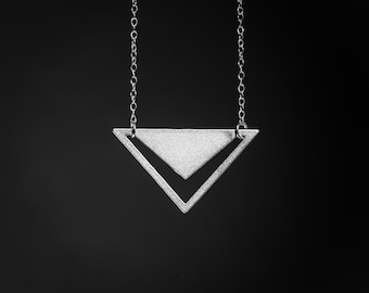 Collar triangular de plata con colgante triangular, collar geométrico