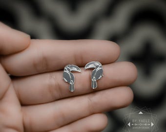 Toucan earrings tiny toucan stud earrings bird earrings toucan post earrings