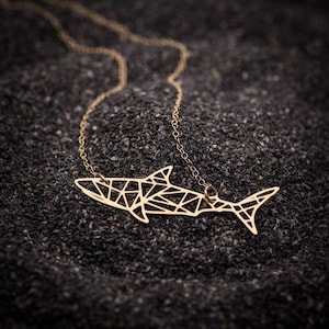 Haaienketting, gouden geometrische oceaansieraden, duikcadeaus.