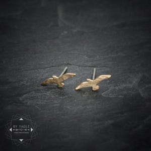 Orecchini a forma di uccello, orecchini a forma di gabbiano, piccoli orecchini a forma di gabbiano, orecchini a perno in oro con gabbiano e uccello