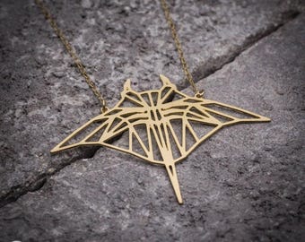 Manta ray necklace gold manta pendant origami manta ray fish necklace sting ray necklace sea life jewelry