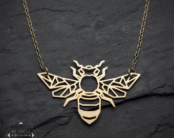 Bee necklace gold geometric insect jewelry.
