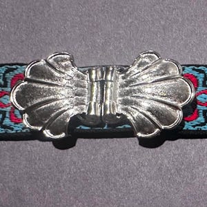 Mimi di N 1979 Belt Buckle SILVER Seashell