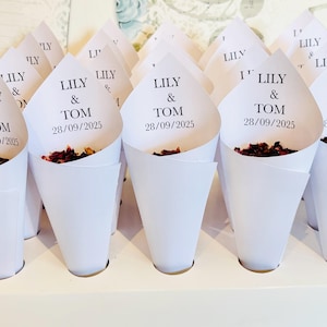 Personalised Wedding Confetti Cones: White, Ivory, or Kraft Paper