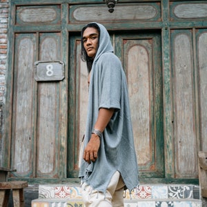 Vêtements Tulum pour hommes : kimono à capuche et cape Jedi, poncho châle en coton, tenue de cérémonie parfaite et cadeau pour lui