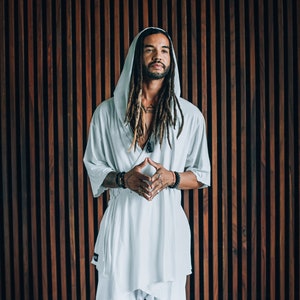Versatile Jedi-Inspired Hooded Kimono Robe for Burning Man, Kundalini Yoga, Cosplay, Festivals & Spiritual Gatherings
