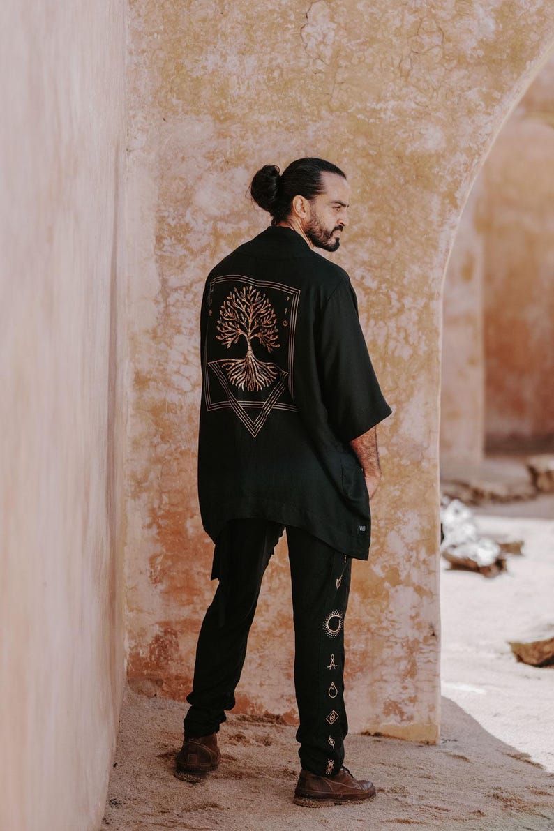 Ropa para Burning Man: Kimono negro de Tencel • Conjunto de salón alternativo de lujo imagen 1