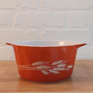 Vintage Pyrex Herbsternte Weizen 1-Quart-Auflaufform • 473-B • 1970er Jahre Pyrex