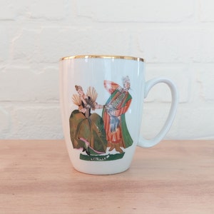 Taza de porcelana vintage Favolina: bailarinas folclóricas polacas, ribete dorado, recuerdo