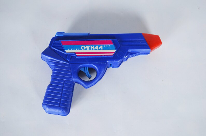 Vitage Plastic Toy Gun WIth Shoot Sound VIntage Toy USSR Etsy