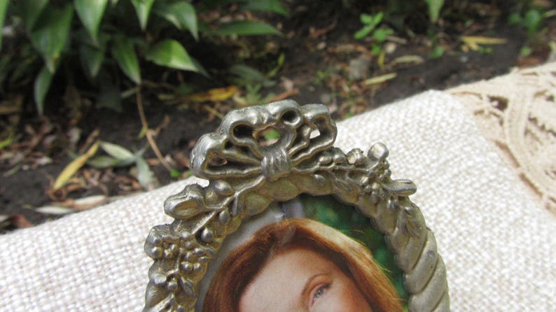 Photo frame metal collectible Metal decor picture frame SilverGolden Metal Small Frames Set of 2 Kids photo frames Mini photo frame
