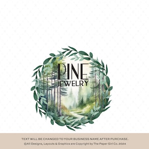 Logo prefabbricato della foresta mistica, logo degli alberi di pino ad acquerello, marchio della natura verde, design del logo del bosco circolare