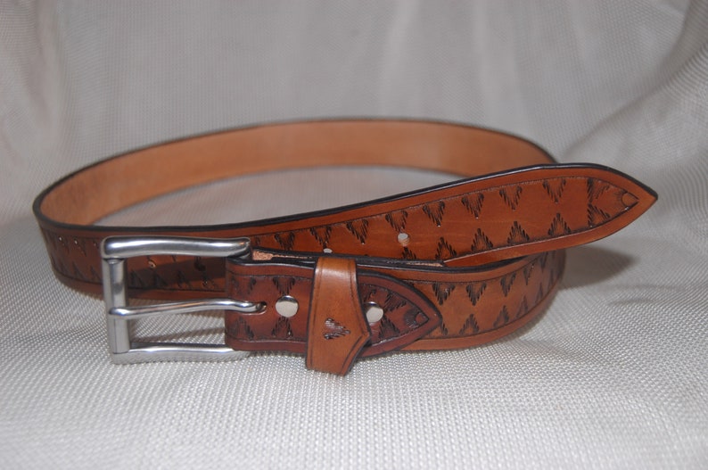 hand tooled hand made 100/% real leather belt please message for sizing made to order
