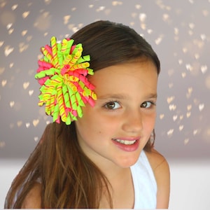 Korker Curly Corkscrew Hair Bow