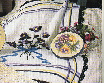 ヴィンテージクロッシェパターン：ブルーバイオレットフラワーガーデン