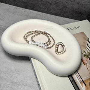 Luna Tray | Concrete Tray | Oval Tray | Decorative Tray | Jewelry Tray | Minimalist Tray