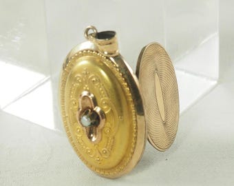 Colgante victoriano chapado en oro, estilo neoetrusco, con perla de semilla, Alemania, 1870