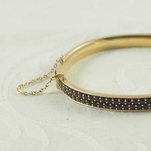 Antik edwardiansk bohemisk granat med gångjärn, armband, förgylld, stor handled, Böhmen 1890