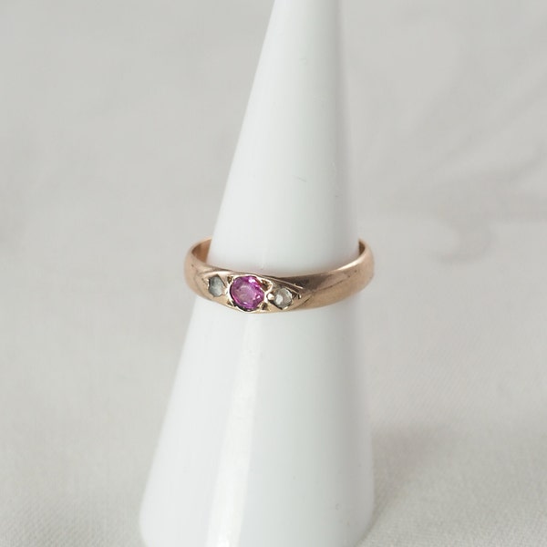 Antique Victorian 14K Rose Gold Band Ring with a Ruby and Two Diamonds, Smaller Ring Size USA 6.1, UK L 1/2, Germany 52,  German 1890