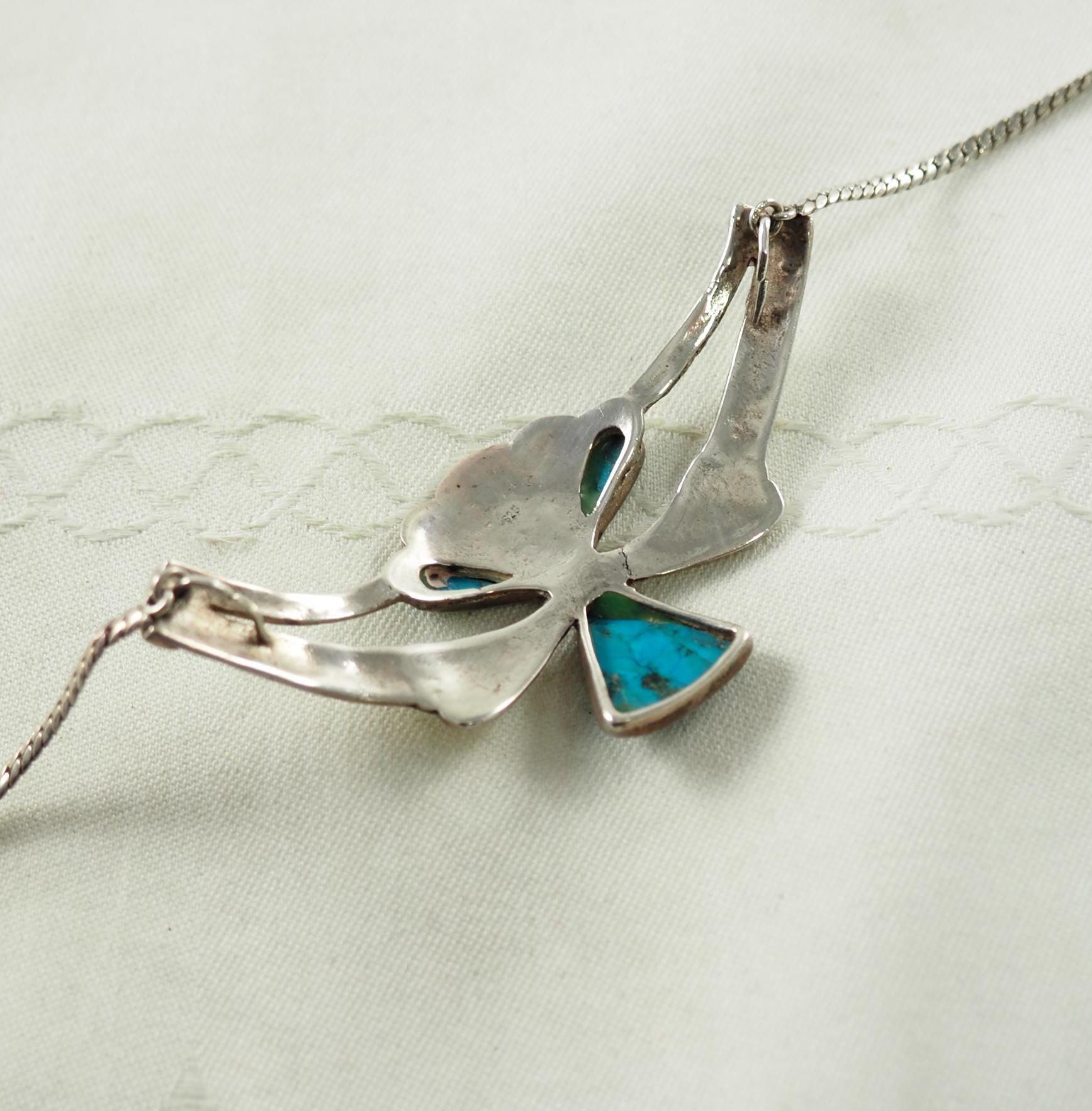 Vintage Taxco Sterling Silver Turquoise Necklace: Shell Motif