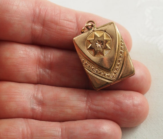 Antique Victorian Gold Filled Rectangular Locket,… - image 2