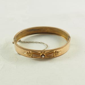Pulsera victoriana antigua de plata dorada con bisagras, con motivo de hebilla y perla artificial, ideal para muñeca mediana, probada con ácido como plata, Alemania, década de 1870