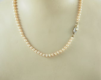Vintage Art Deco Period Cultured Pearl Necklace, 8K  Gold Clasp, 83 Graduated Pearls 4mm to 7mm, Wedding Pearls, Germany 1930s