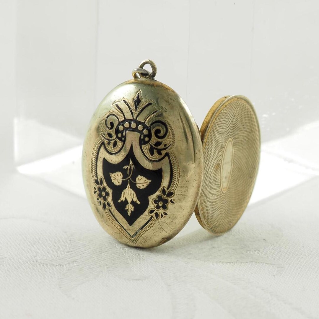 Antique Victorian Photo Locket, Gold Filled/black Enamel, Bleeding