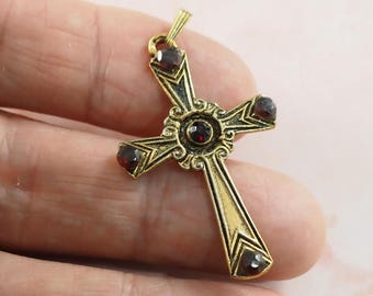 ヴィクトリア朝時代のフォームゴールドクロスペンダント、ローズトーン
