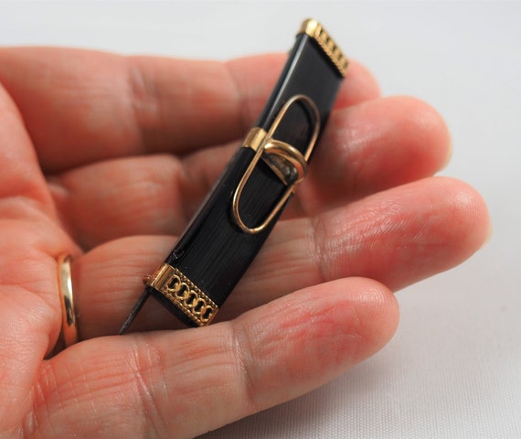 Antique Mid Victorian Onyx and Gilt Bar Brooch, G… - image 2