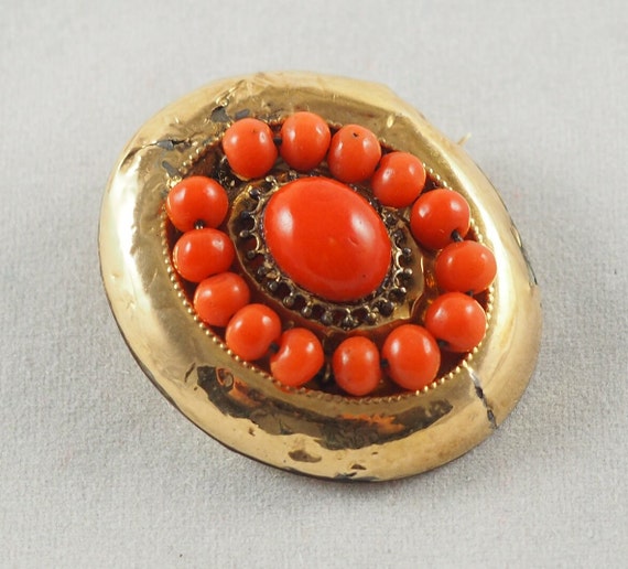 Antique Victorian Oval 14K Gold and Coral Brooch,… - image 4