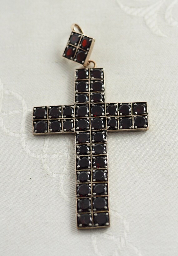 Antique Victorian Bohemian Garnet Cross Pendant i… - image 3