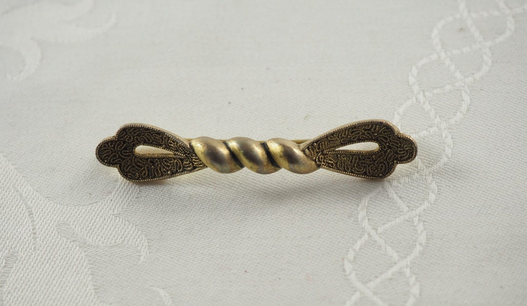Spilla Ovale In Argento Sterling 925 Con Smalto Lilla - Design Rennie Mackintosh, 24x20mm, In Confezione Regalo