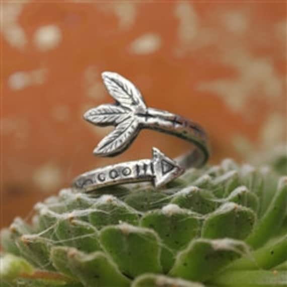 Arrow wrap ring deals