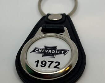 CHEVY 1972 KEYCHAIN black premium leather