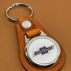佐藤健 非売品 BOWTIE KEYCHAIN Premium Classic Tan Authentic Leather Chevy