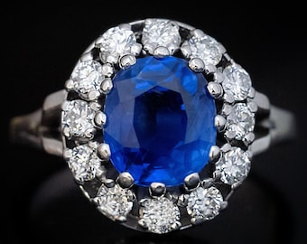 2.90 Ct Ceylon Sapphire Diamond Platinum Ring