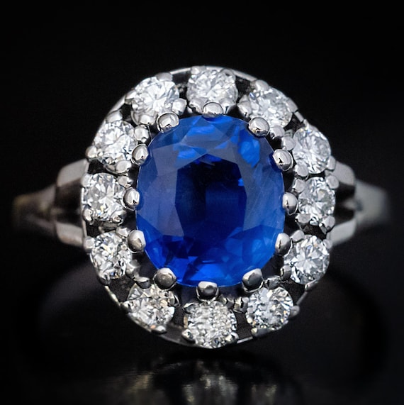 2.90 Ct Ceylon Sapphire Diamond Platinum Ring