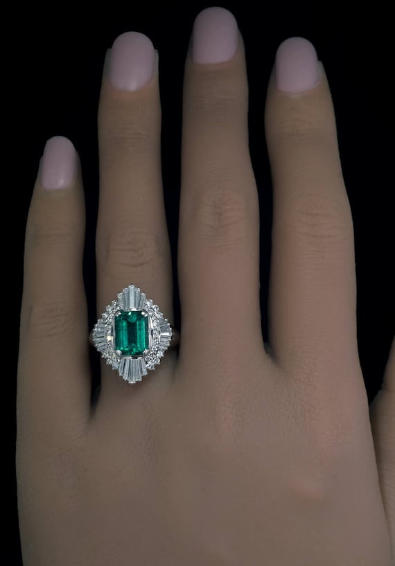 Vintage 2 Ct Colombian Emerald Diamond Engagement… - image 3