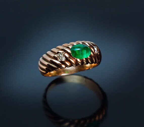 Vintage Cabochon Emerald Diamond Gold Unisex Ring