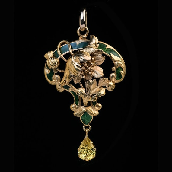 Antique Art Nouveau Gold Enamel Sapphire Pendant