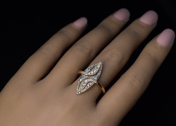 Antique Marquise Shape Diamond Ring - image 3