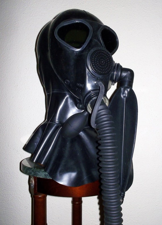 Latex Gasmask