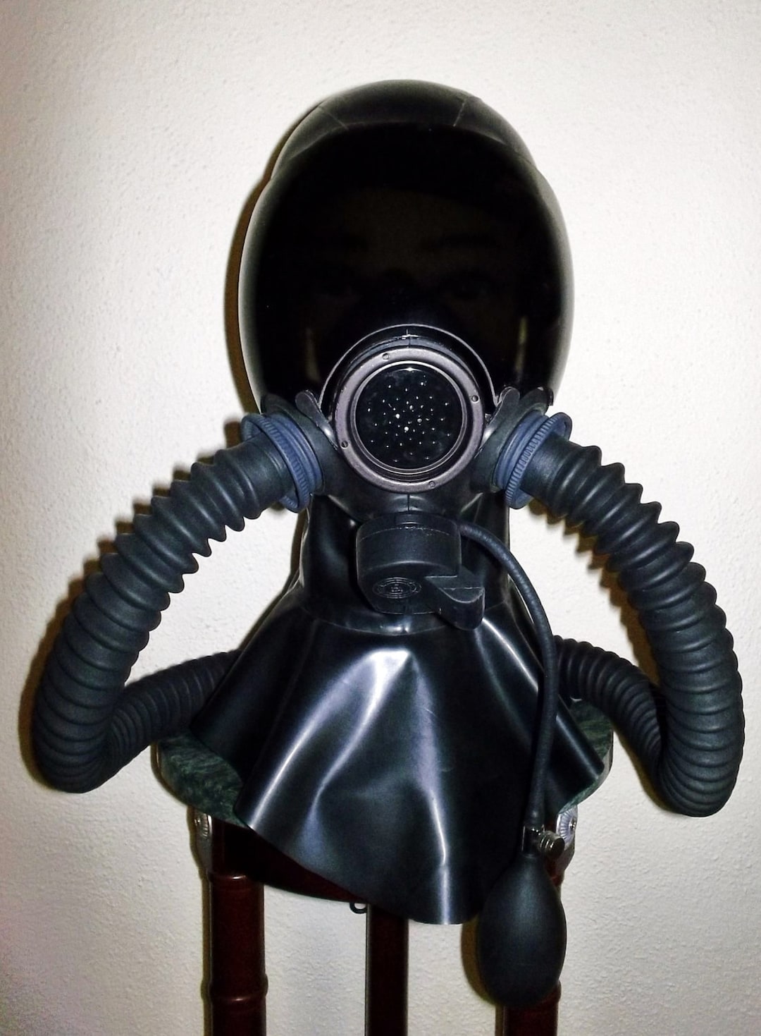 MSA ガスマスク advantage latex ラバー il_1080xN.780460193_bjar.jpg