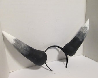 Minotaur costume horns, Custom handmade bull horns, cosplay, huge horns, hand painted, vegan