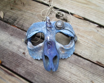 Handgjord drakemask i harts, fantasikostym, stora ögon