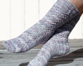 Vallisneria Socks Knitting Pattern