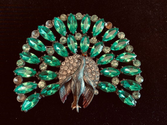 Beautiful Pot Metal Peacock Brooch! Vintage - Unsi