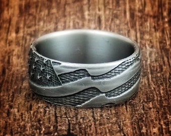 American Flag Titanium Ring: Battleworn Patriotic Wedding Band